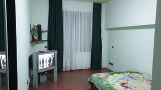 Гостевой дом More than a hotel Тбилиси Двухместный номер Делюкс с 1 кроватью (для 2 взрослых и 1 ребенка)-8